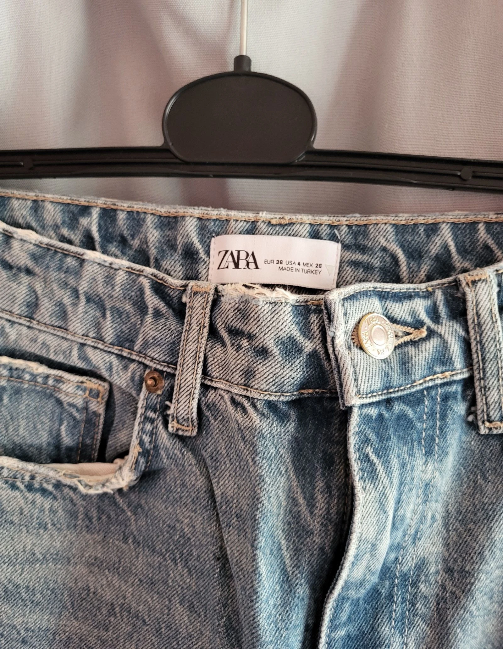 Jean droit bleu delavé zara  – photo 4